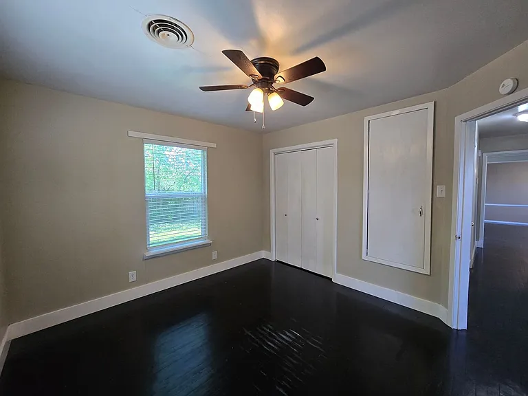 208 W Anderson Ave — Photo 13