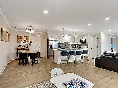 312 Rebecca St — Photo 18