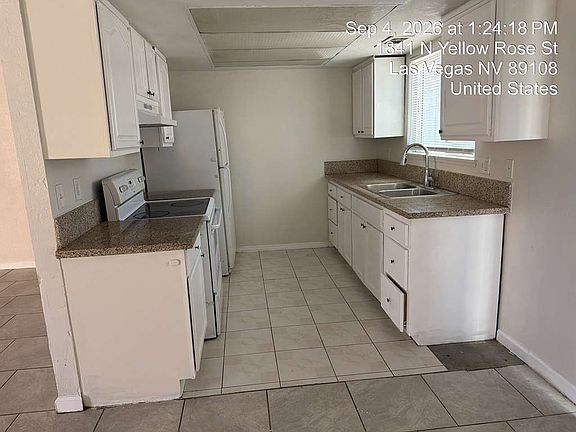 2nd image of 1841 Yellow Rose St