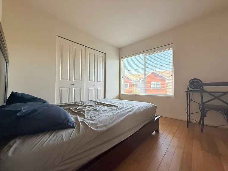 2405 NE Park Dr — Photo 19