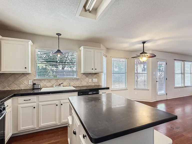 1714 Candelaria Mesa Dr — Photo 9