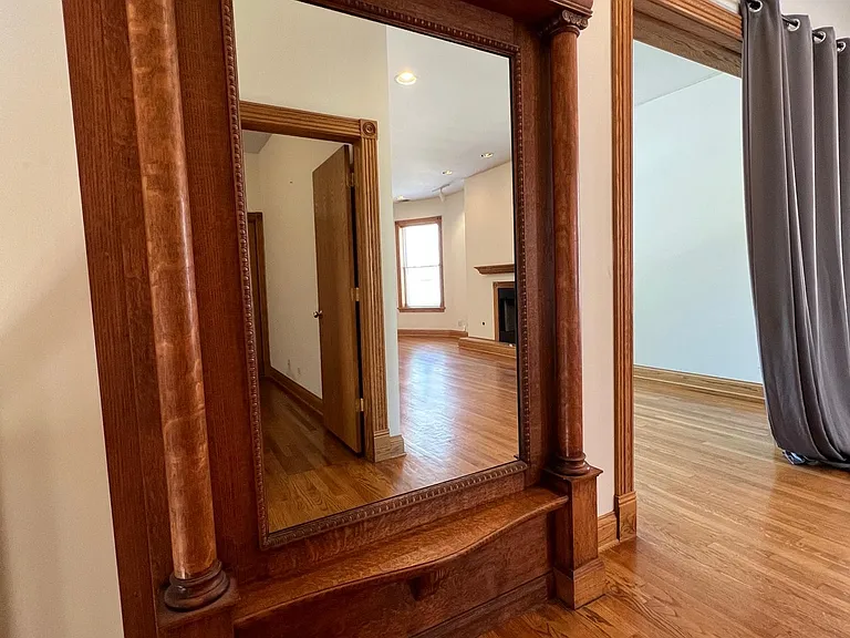 1241 W Addison St #2 — Photo 11