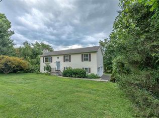 27 Magic Dr, Kingston, NY 12401