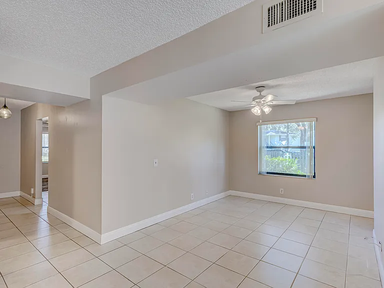 601 Sabal Ridge Cir #A — Photo 21