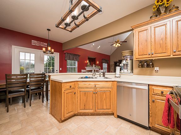 5th image of 9794 Berry Meadow Way