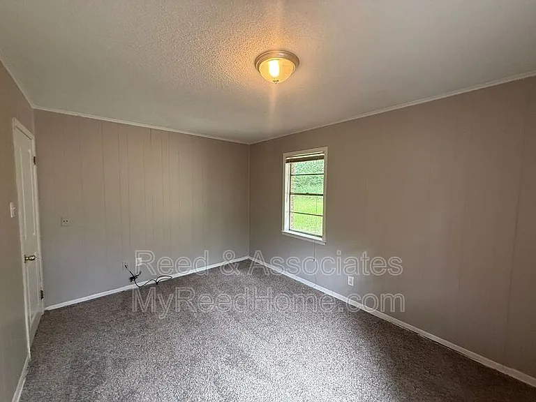 4210 Kerwin Dr — Photo 6