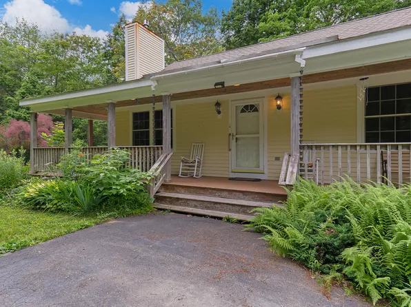 9 Hemlock Hill Road, Edgecomb, ME 04556