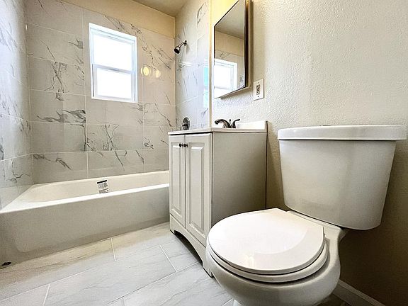 4th image of 51 Jose Figueres Ave #3