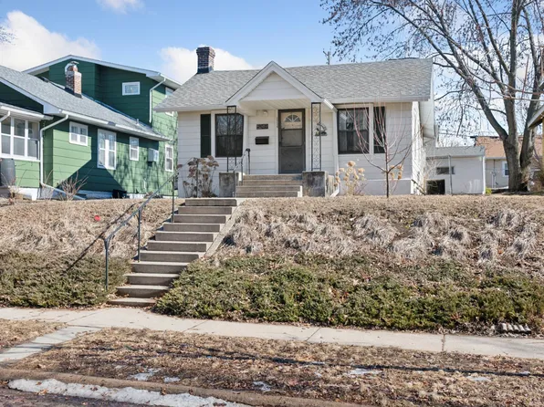 5249 29th Ave S, Minneapolis, MN 55417