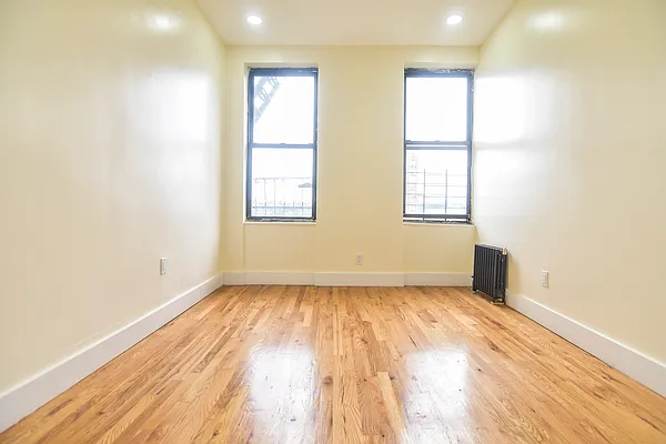 Rented by Bohemia Realty Group | media 6