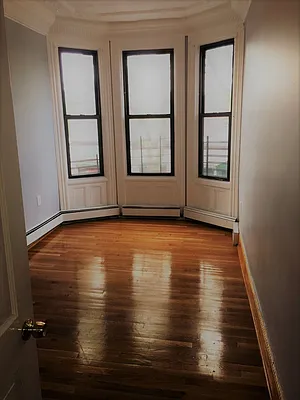 Rented by EBD Management | media 25