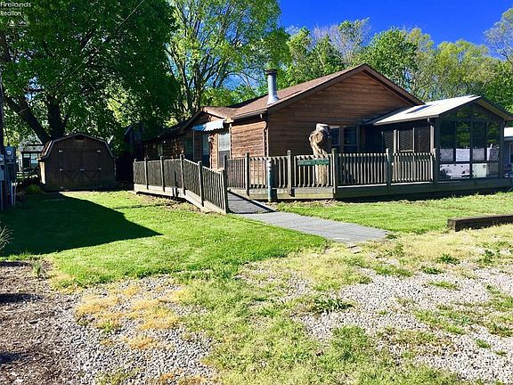 3rd image of 5270 E Buchanan Dr