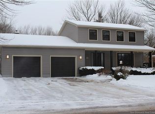 77 Fairway Blvd, Riverview, NB E1B4K8