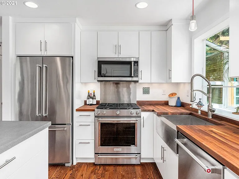 3202 SE 56th Ave — Photo 9