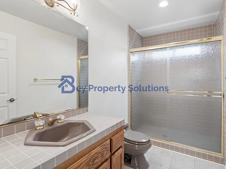 599 Woodland Dr — Photo 39