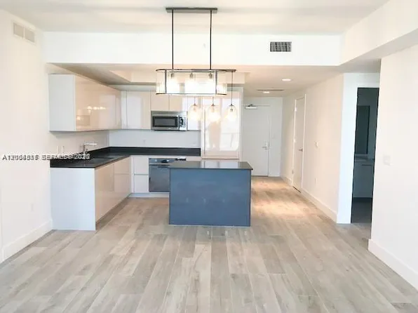 1010 Brickell Ave Unit 4609, Miami, FL 33131