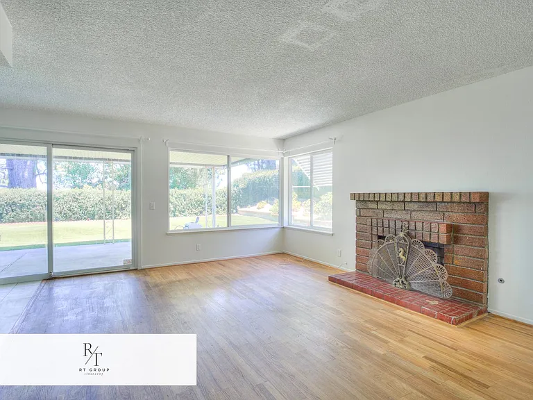 2352 Birch Log Way — Photo 10