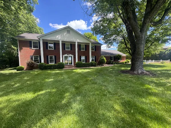 1050 Bluegrass Pike, Danville, KY 40422