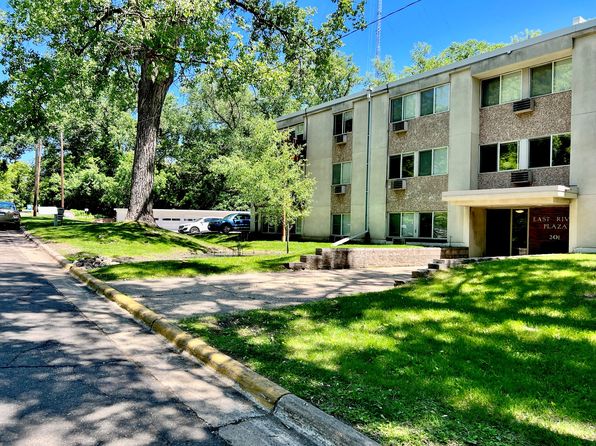 301 SE Saint Anthony Ave #2J