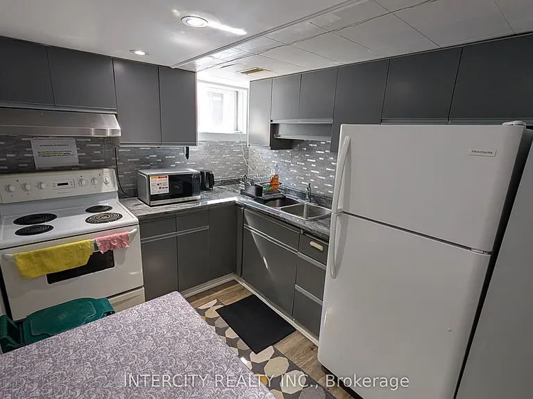 56 Caracas Rd #3 — Photo 1