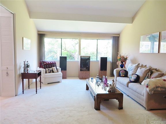 2nd image of 23418 Blythe St