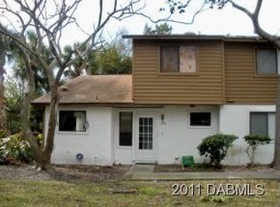 144 W Sandalwood Ct, Daytona Beach, FL 32119