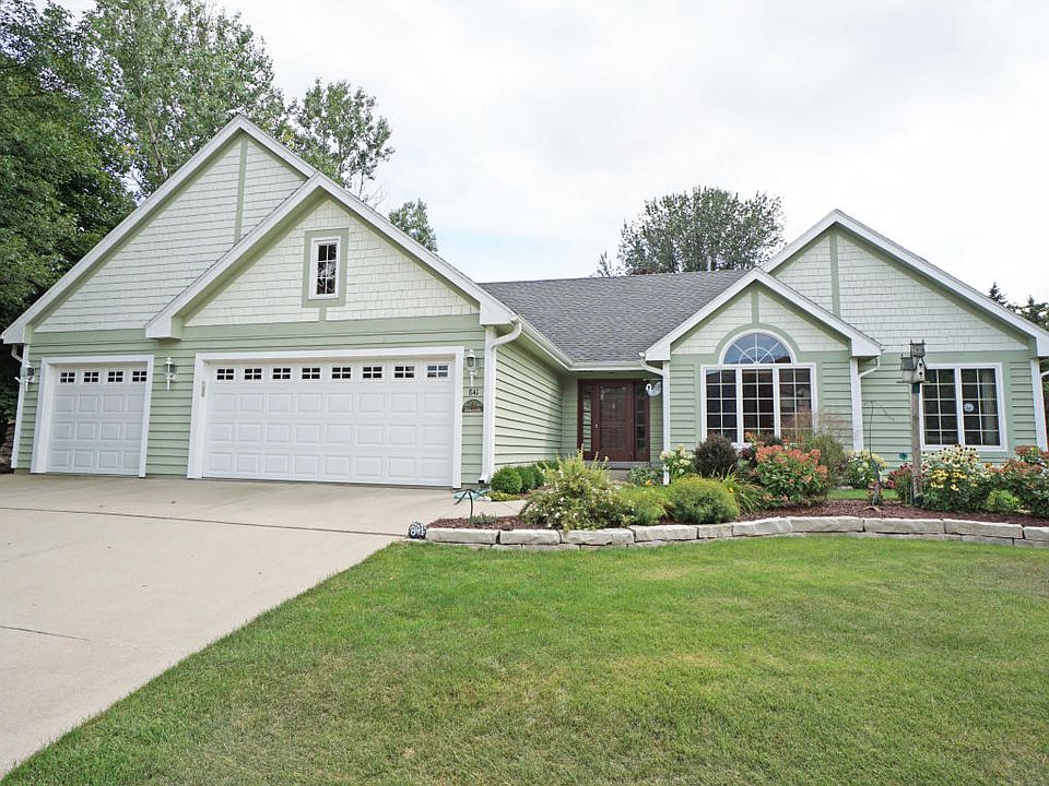 1st image of 841 Byron Dr