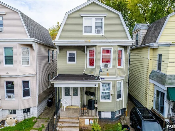 650 Grove St, Irvington, NJ 07111