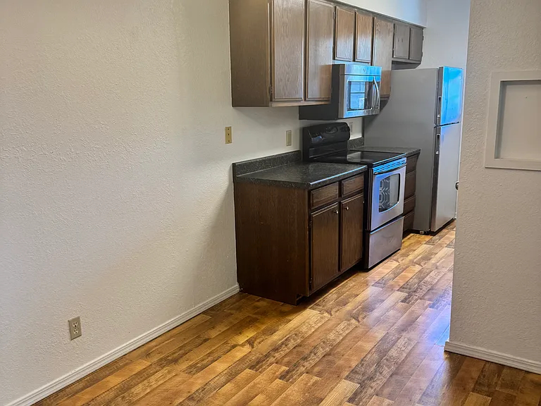 6380 S 80th East Ave #D — Photo 12