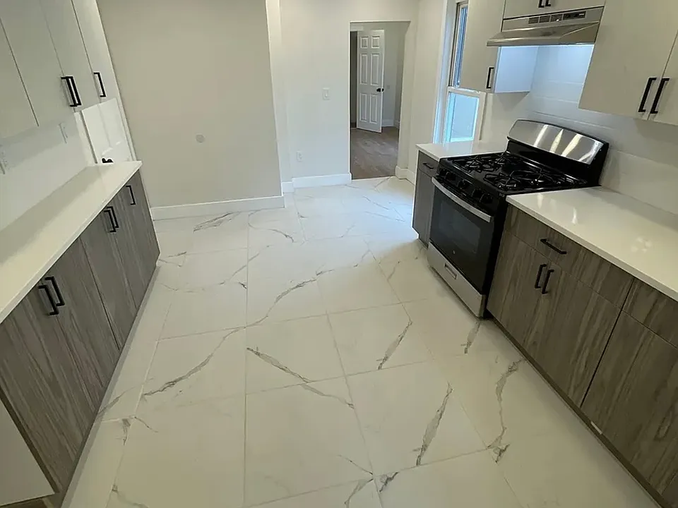352 Bergen St #2D