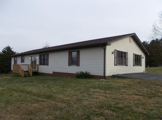 123 Schooler Ln, Cumberland Gap, TN 37724