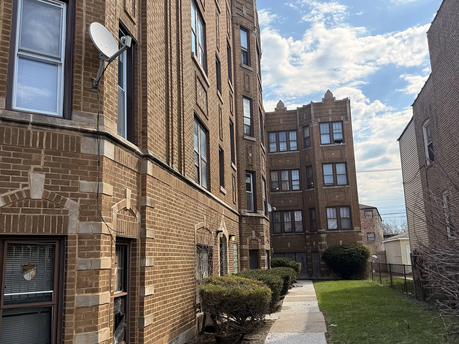 1 bed, 700 sqft, $1,000 — Photo 1
