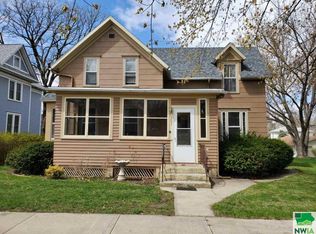 321 1st Ave SE, Le Mars, IA 51031