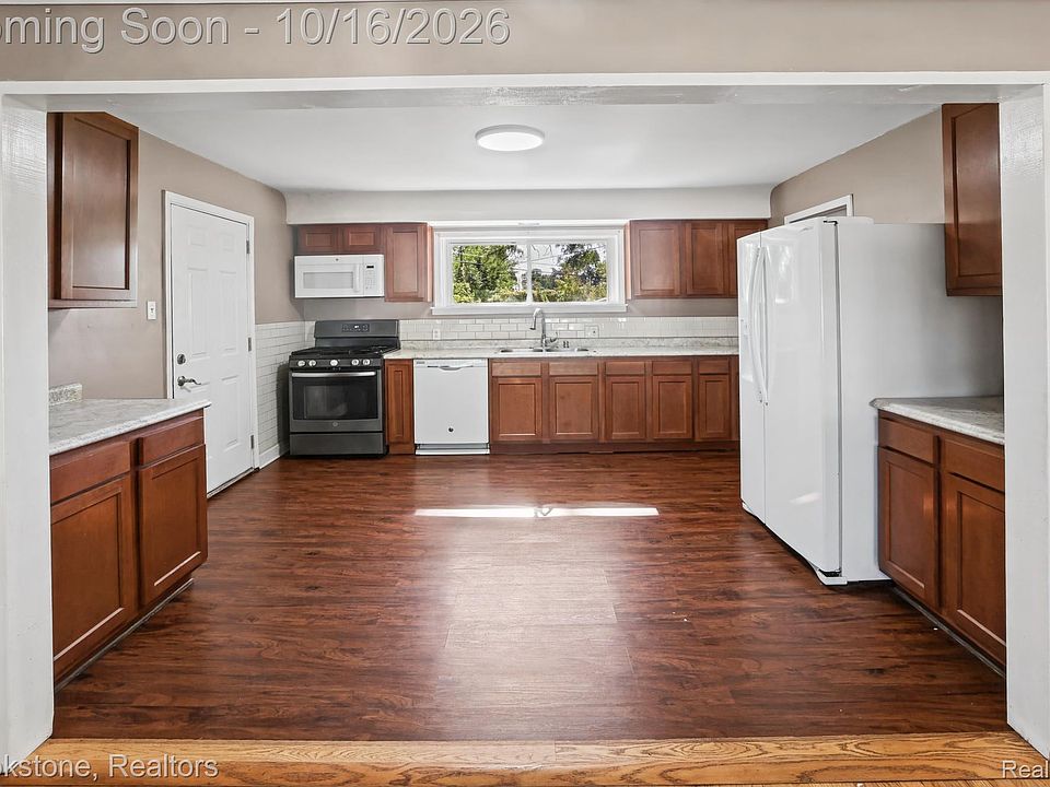 3998 Capitol Ave, photo 8