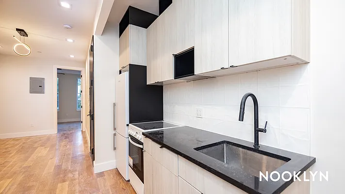 Rented by Nooklyn NYC LLC | media 8