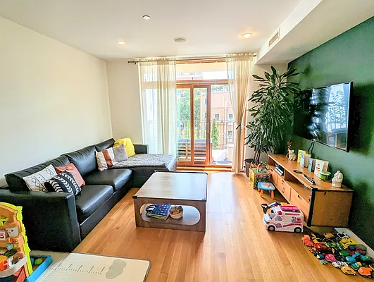 Rented by Owner | media 1
