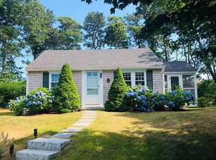 79 Hardings Beach Rd, Chatham, MA 02633