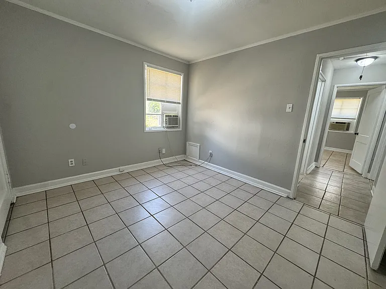 1770 Sugarloaf St — Photo 12