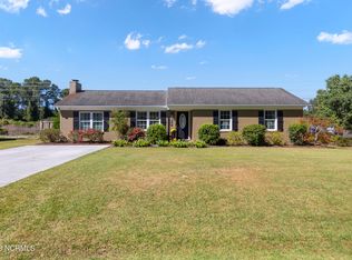 917 Spring Valley Rd, Wilmington, NC 28405