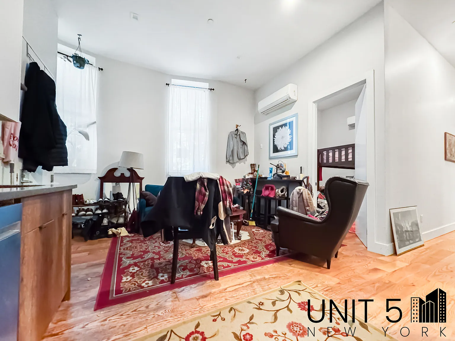 481 Evergreen Avenue — Photo 2