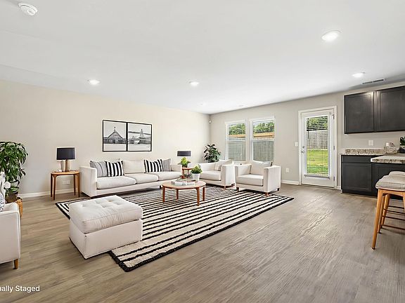 2nd image of 105 Echline St