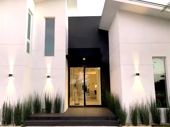 1218 14th AVE N, NAPLES, FL 34102