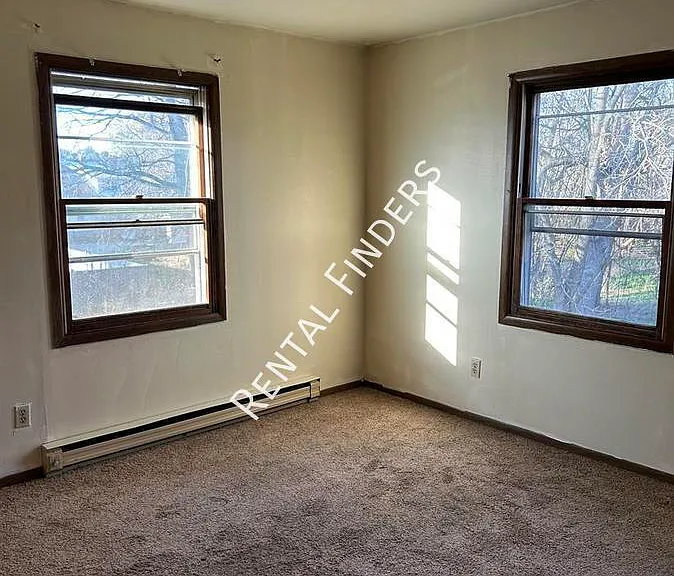 10 Cottage Row #6 — Photo 4