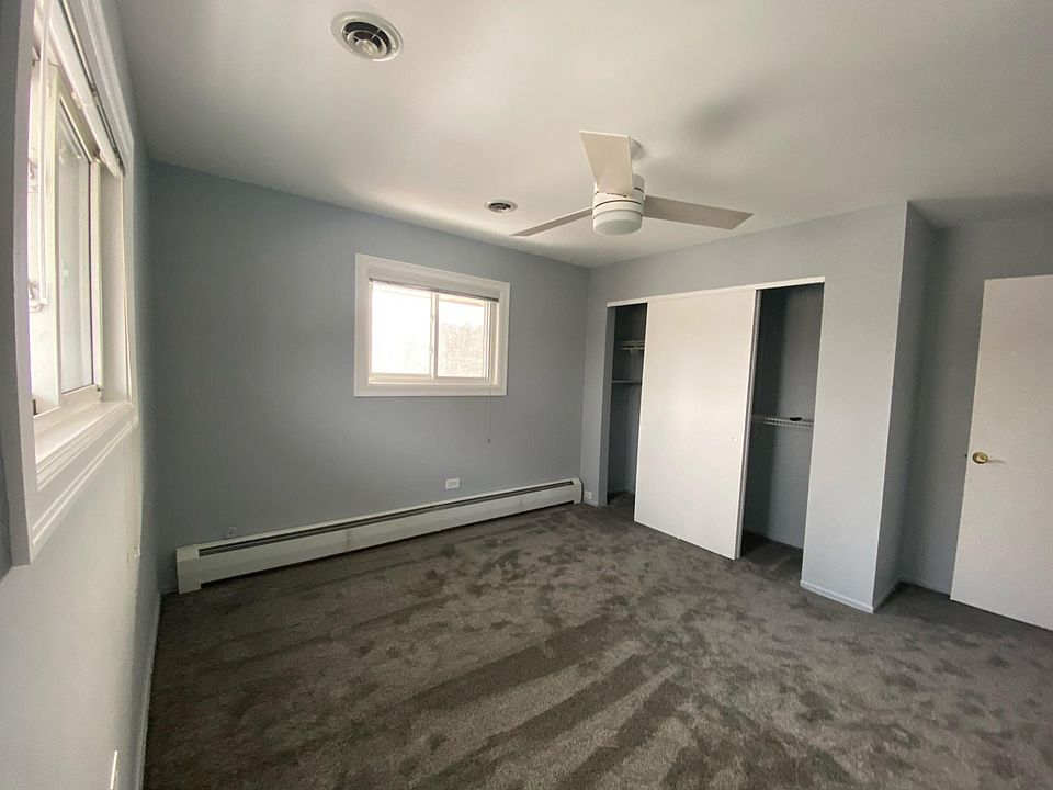Corner Bedroom - More windows, more light, more fresh air that is cross-venting! The remote controlled fan with LED lighting is an upgrade in this unit. Customizable closet shelves for your convenience.