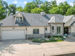 814 Anemone Rd, Lake Ozark, MO 65049