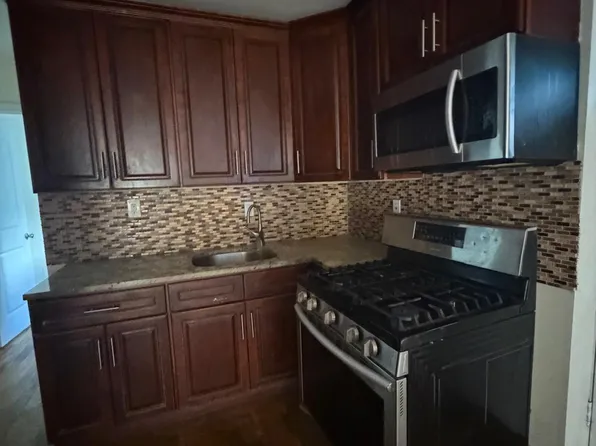 965 E 226th St, Bronx, NY