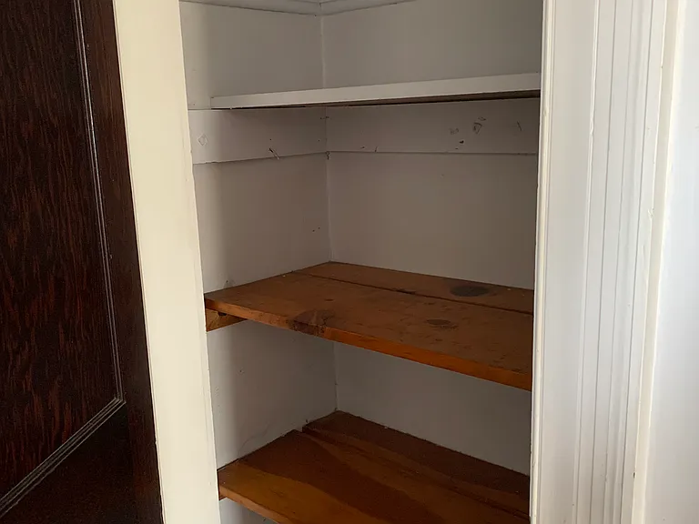 119 S High St — Photo 3