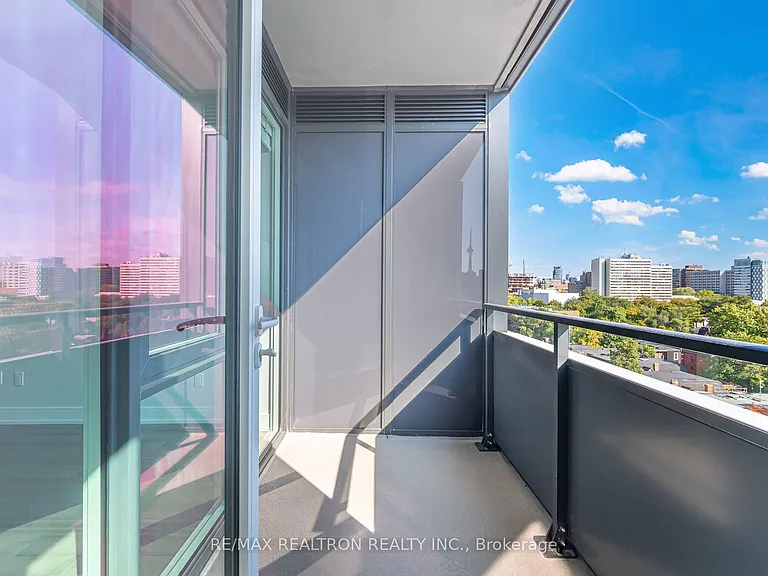 664 Spadina Ave #509 — Photo 16