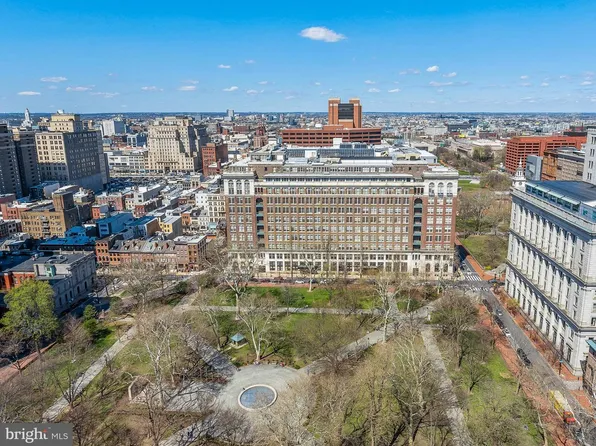 604 S Washington Sq APT 2408, Philadelphia, PA 19106