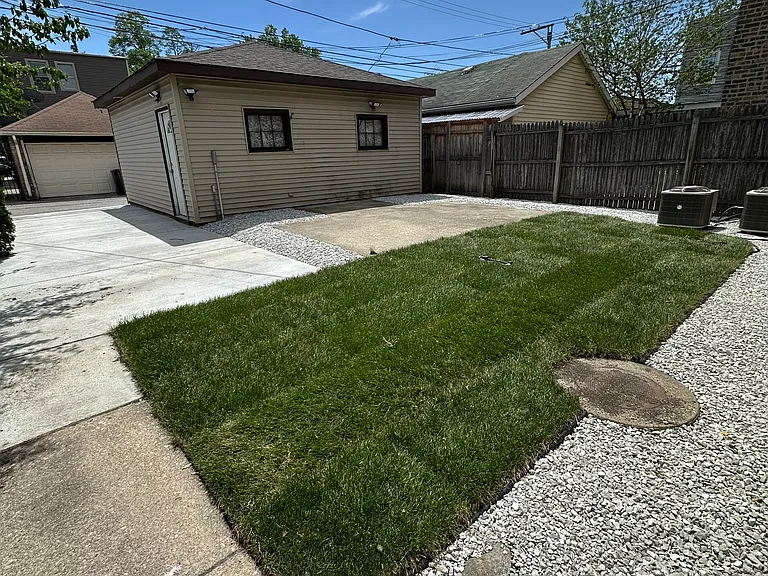 5131 W Roscoe St #1 — Photo 10